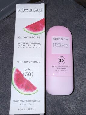 Glow Recipe Pink Watermelon Glow Dew Shield Hydrating Fluid SPF 30